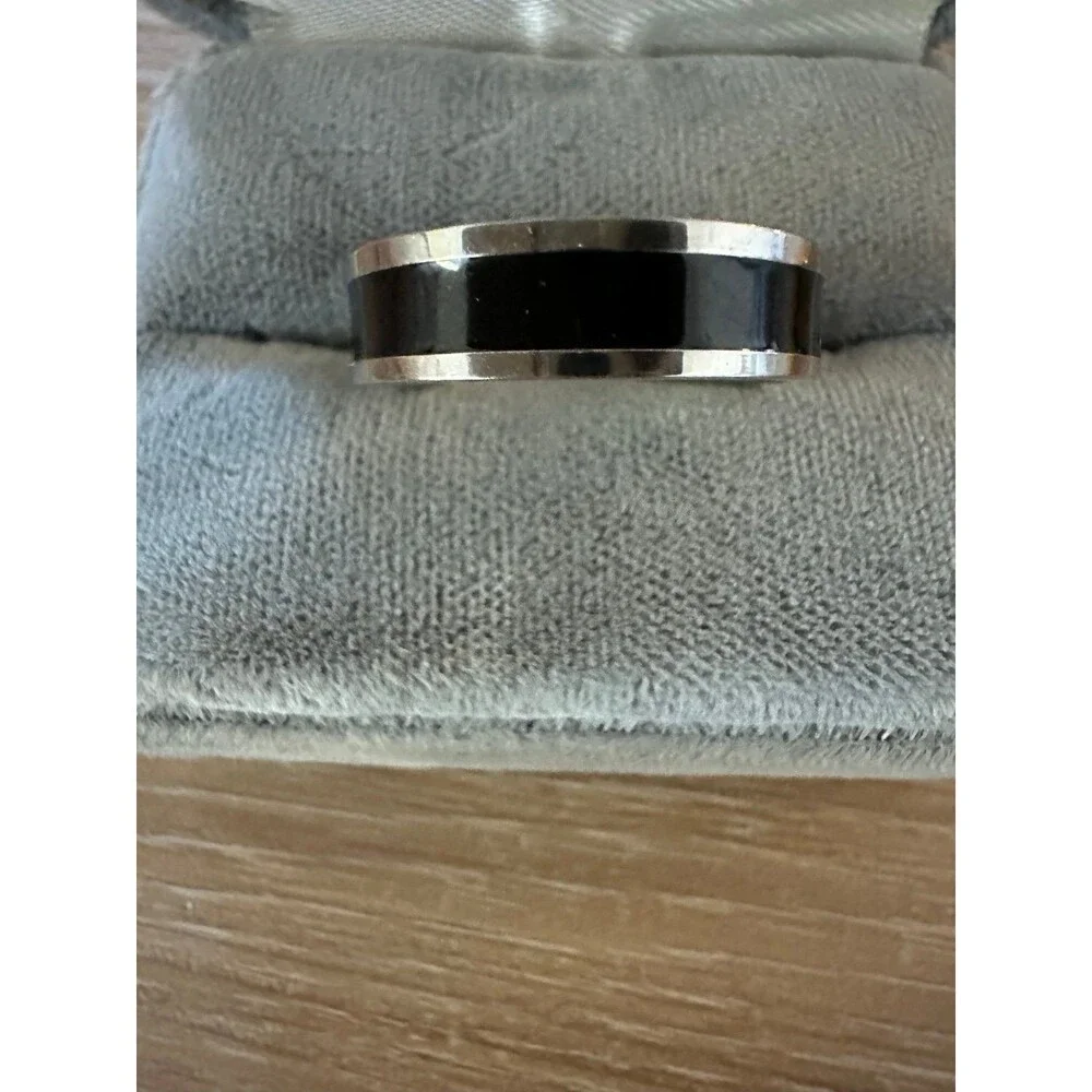 Men’s Stainless Steel/Enamel Wedding Band 10
